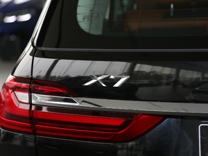 2021xDrive40i ͺAb ^