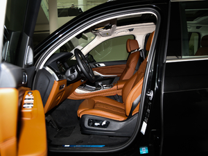 2021xDrive40i ͺAb ǰſg