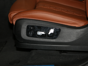 2021xDrive40i ͺAb {{