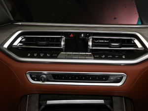 2021xDrive40i ͺAb {{