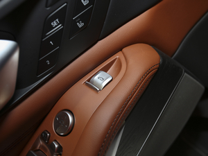 2021xDrive40i ͺAb g