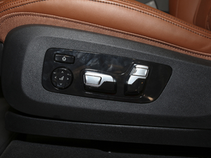 2021xDrive40i ͺAb {{