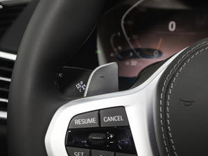 2021xDrive40i M\b п؅^