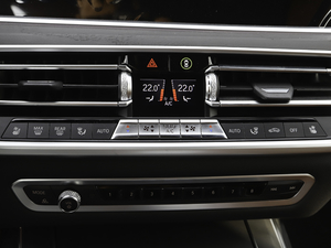 2021xDrive40i M\b п؅^