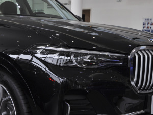 2021xDrive40i IͺAb ^