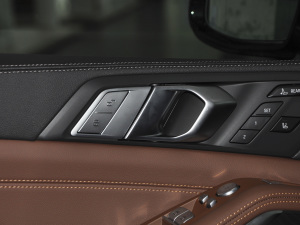 2021xDrive40i IͺAb g