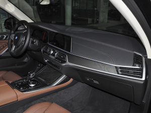 2021xDrive40i IͺAb п؅^