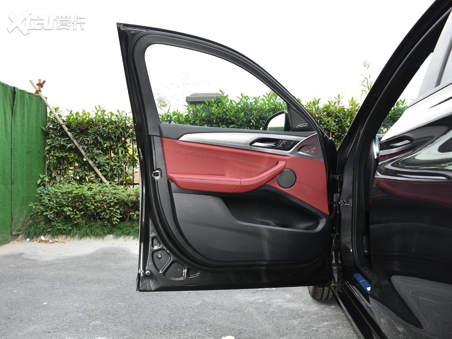 2021RX4 xDrive 30i M\ҹb