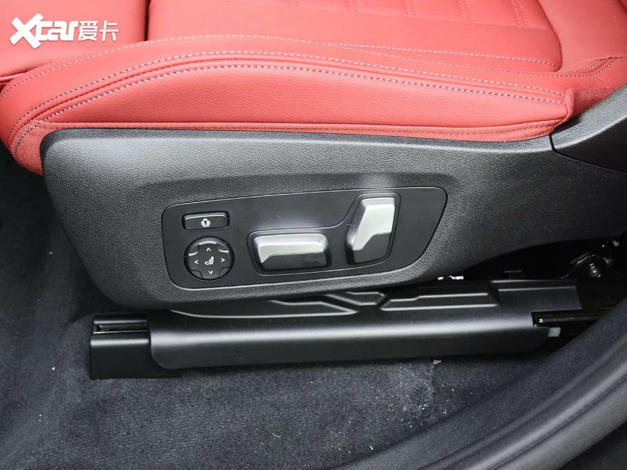 2021RX4 xDrive 30i M\ҹb