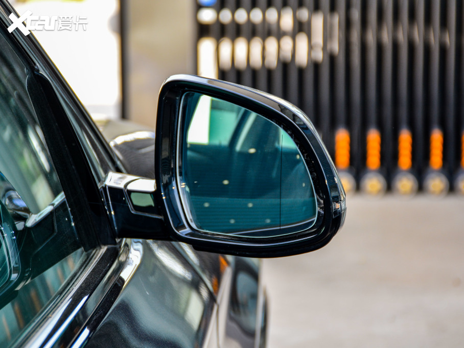 2021RX4 Ŀ xDrive 25i M\b