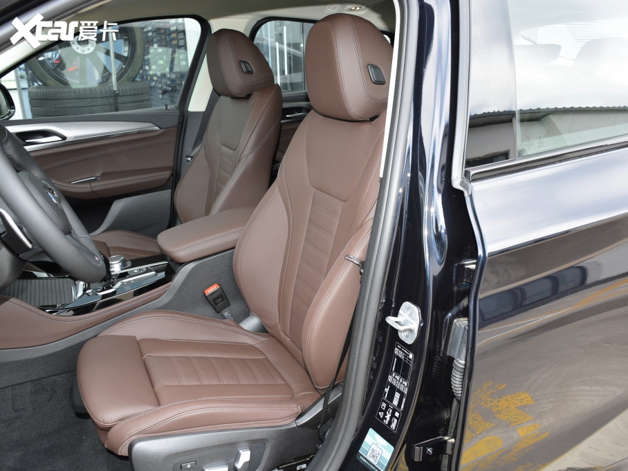 2021RX4 Ŀ xDrive 25i M\b