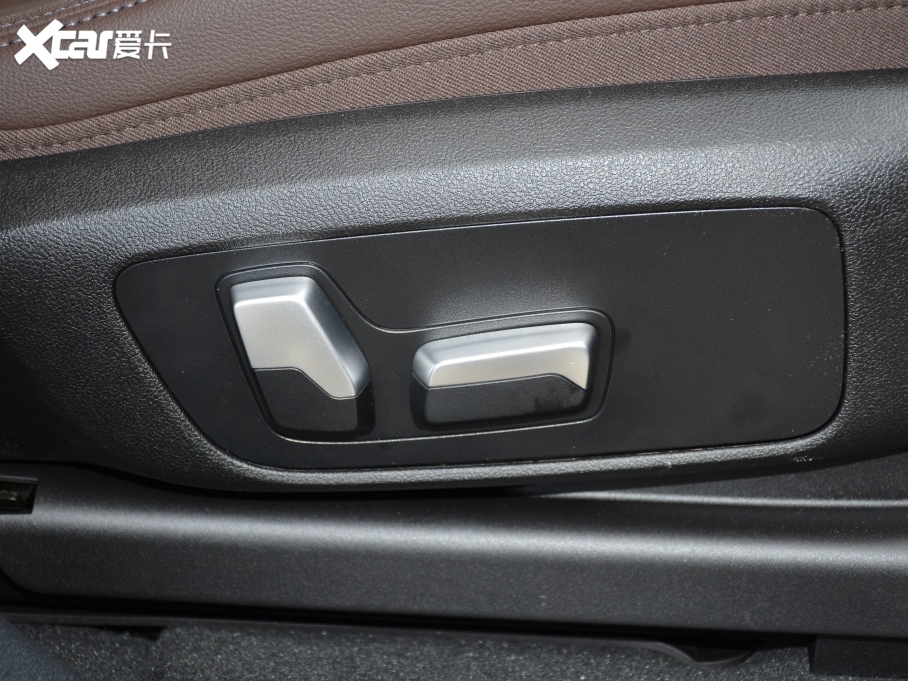 2021RX4 Ŀ xDrive 25i M\b