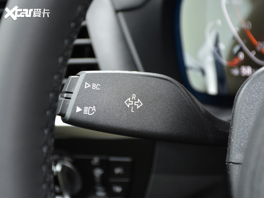 2021RX4 Ŀ xDrive 25i M\b