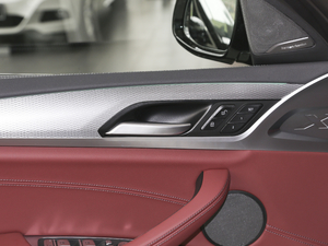 2021xDrive 25i M\ҹb g