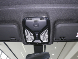 2021xDrive 25i M\ҹb g