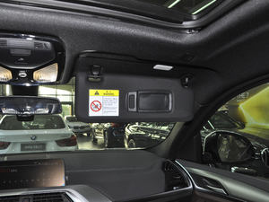 2021xDrive 25i M\b g