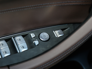 2021xDrive 25i M\ҹb g