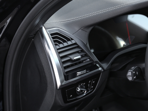 2021xDrive 25i M\ҹb g