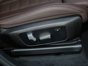 2021xDrive 25i M\ҹb g