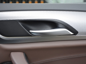 2021Ŀ xDrive 25i M\b g