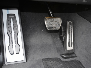 2021Ŀ xDrive 25i M\b g