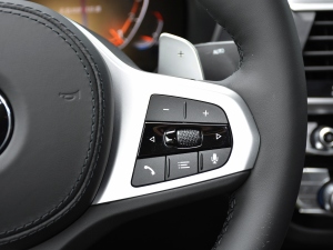 2021Ŀ xDrive 25i M\b п؅^