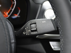 2021Ŀ xDrive 25i M\b п؅^