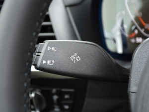 2021Ŀ xDrive 25i M\b п؅^