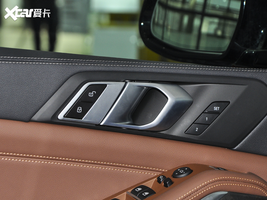 2021RX5(M) xDrive30i M\b