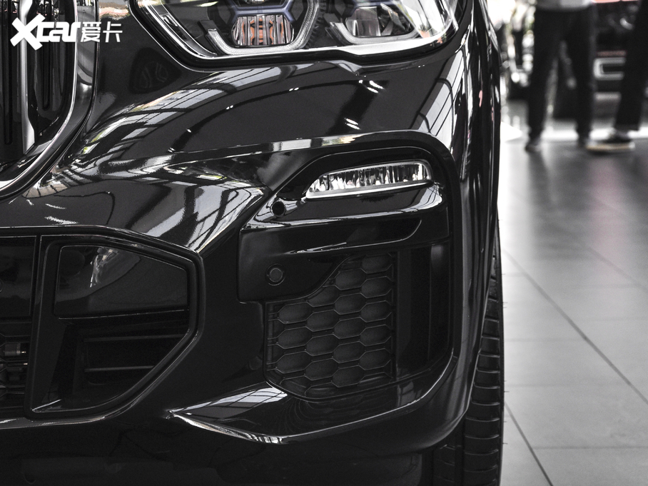 2021RX5(M) xDrive40i M\b