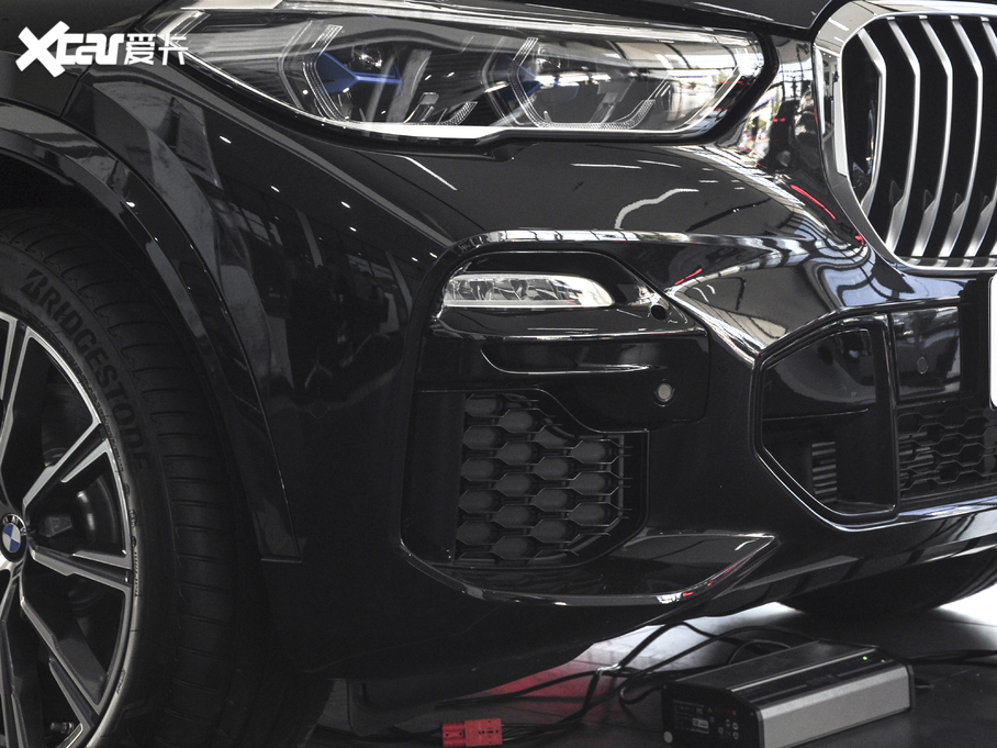 2021RX5(M) xDrive40i M\b