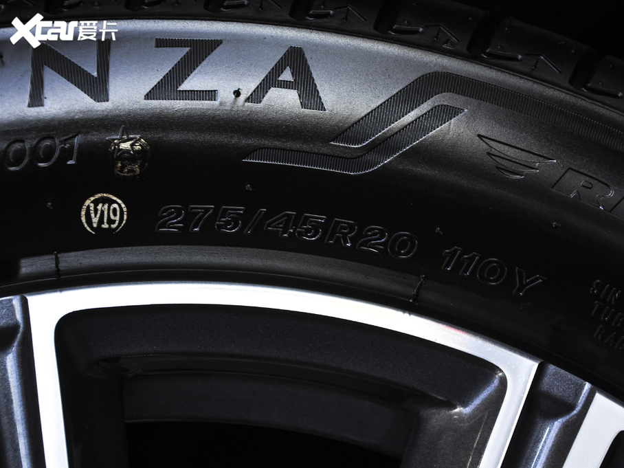 2021RX5(M) xDrive40i M\b