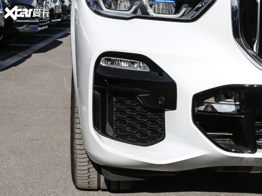 2021RX5(M) xDrive40i  M\b