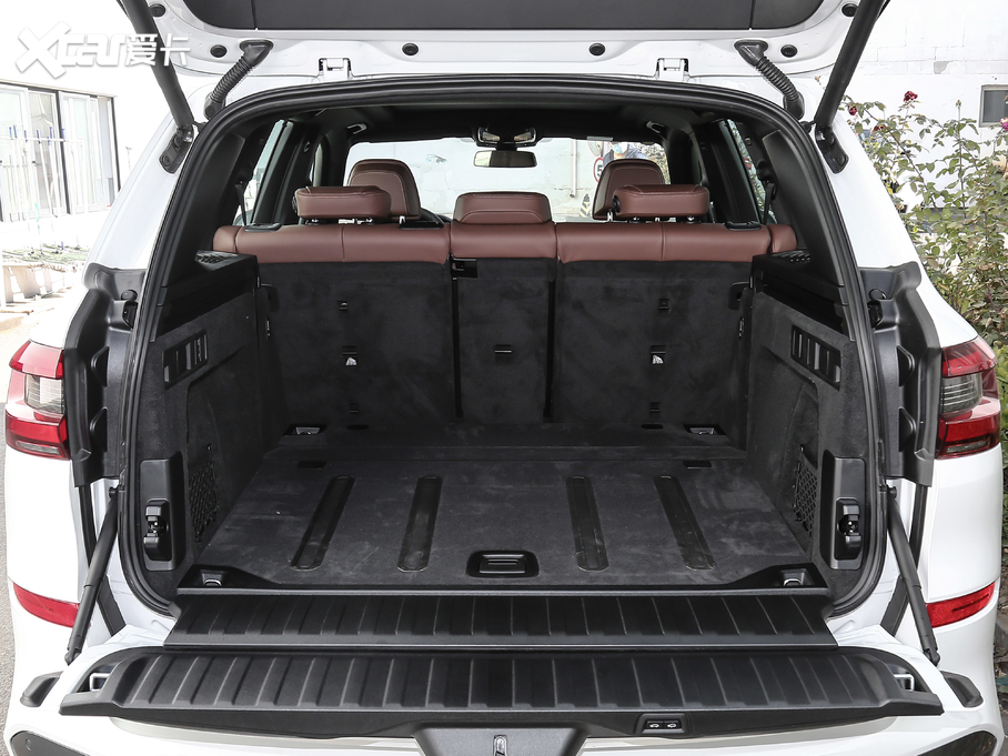 2021RX5(M) xDrive40i  M\b