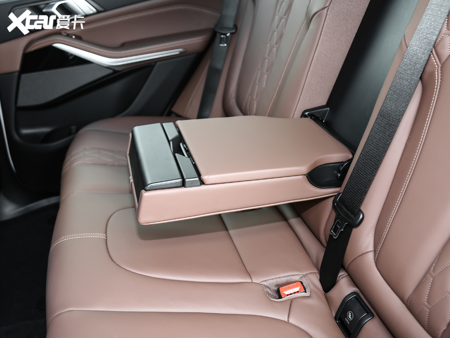 2021RX5(M) xDrive40i  M\b