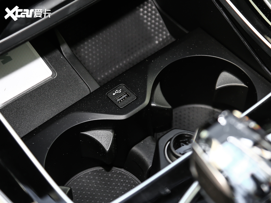 2021RX5(M) xDrive40i  M\b