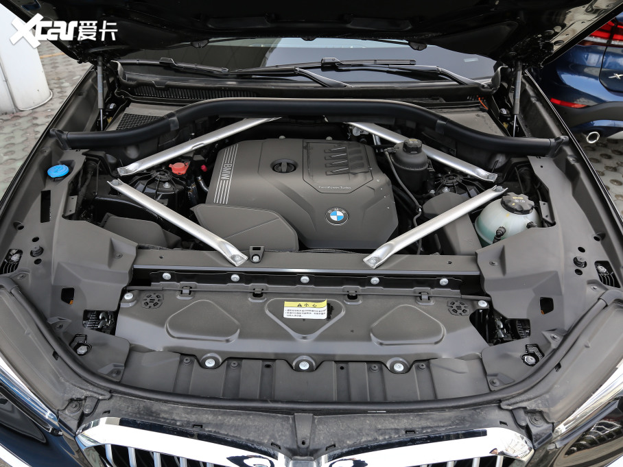 2021RX5(M) xDrive30i XOӋb