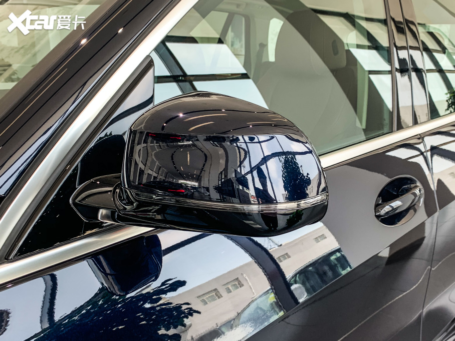 2021��RX5(�M��) �Ŀ� xDrive30i M�\�����b