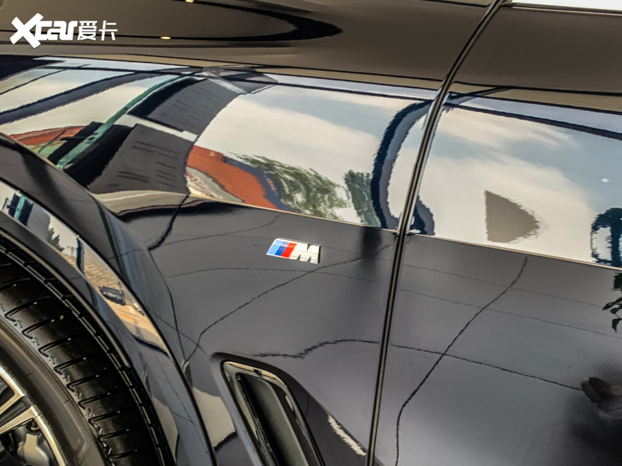 2021RX5(M) Ŀ xDrive30i M\b