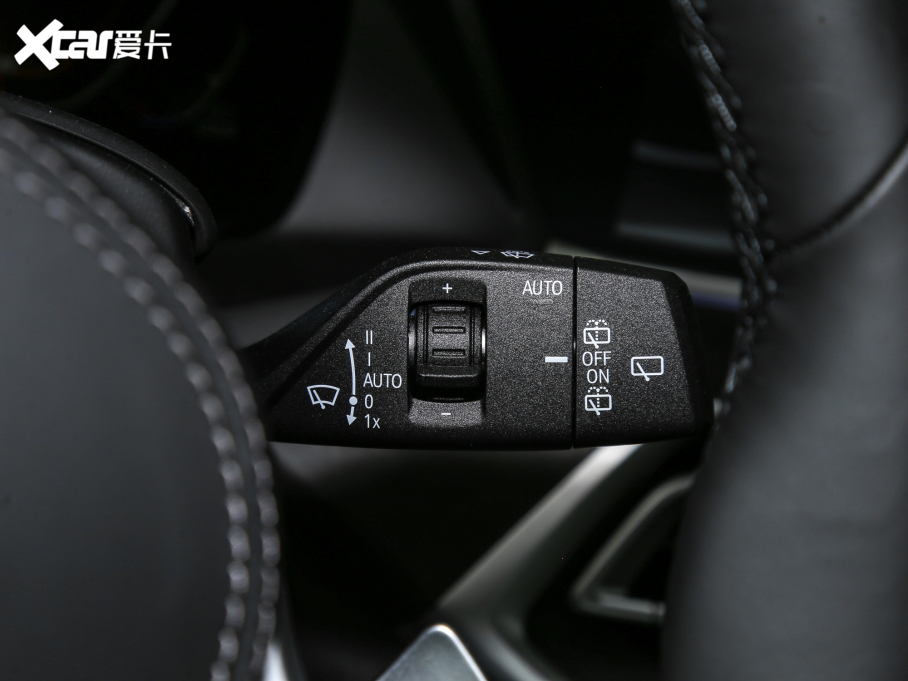 2021RX5(M) Ŀ xDrive40i  M\b