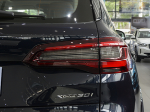 2021xDrive30i M\b β