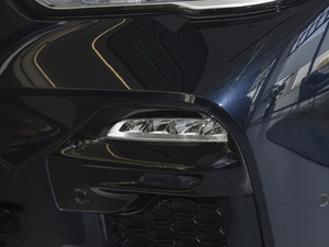 2021xDrive40i  M\b (ji)^