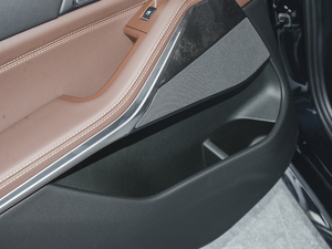 2021xDrive40i  M\b g