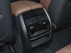 2021xDrive40i  M\b g