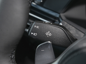 2021xDrive40i  M\b п؅^