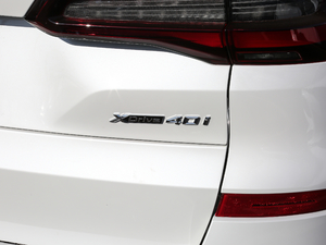 2021xDrive40i  M\(yn)b (x)(ji)^