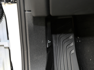 2021xDrive40i  M\(yn)(dng)b g