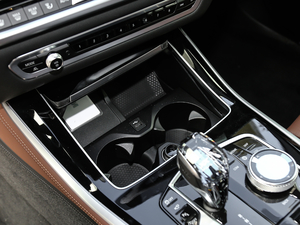 2021xDrive40i  M\b g