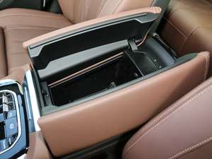 2021xDrive40i  M\b g