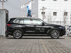 2021款xDrive30i X设计套装 整体外观